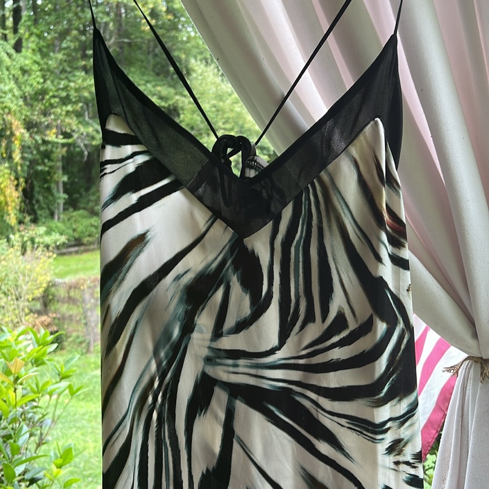 LOLA AND GRACE SLIP DRESS NWOT BLACK/GRAY/BLUE WATER COLOR DRESS SIZE XL MIDI - Picture 2 of 7